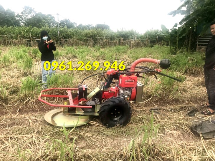 Máy Cắt Cỏ Mâm Xoay Kawasaki BM91 – Giải Pháp Hoàn Hảo Cho Nông Trại Và Sân Vườn