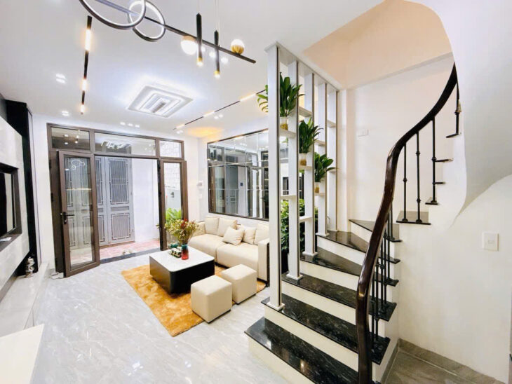 Bán Nhà 5 Tầng – Trần Thái Tông, Cầu Giấy – Giá 6.3 tỷ