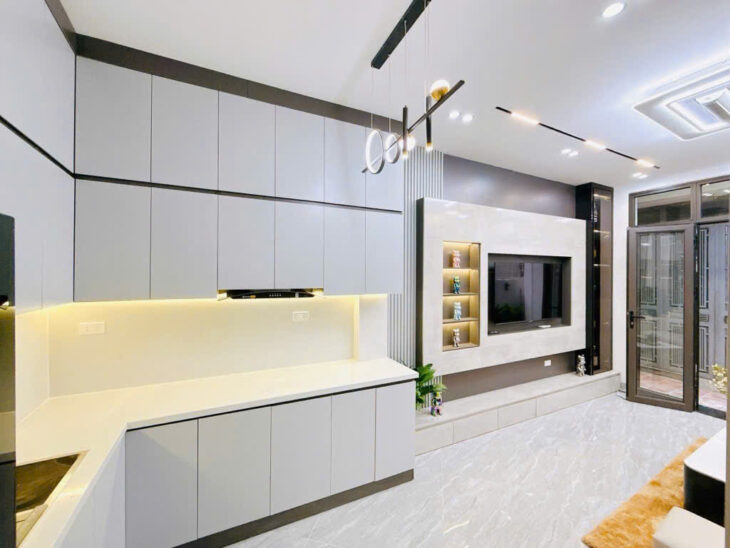 Bán Nhà 5 Tầng – Trần Thái Tông, Cầu Giấy – Giá 6.3 tỷ