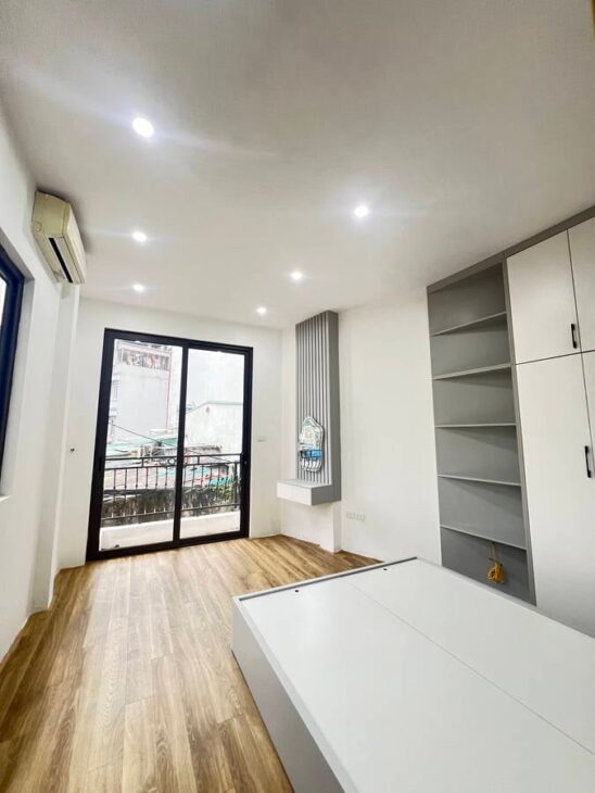 BÁN GẤP NHÀ KHƯƠNG TRUNG THANH XUÂN,32Mx5T,NGÕ THÔNG,LÔ GÓC,NHÀ MỚI Ở LUÔN.