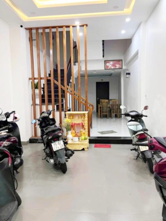 Bán tòa căn hộ 5 tầng sát nách Phạm Cự Lượng,chỉ nhỉnh 9 tỷ