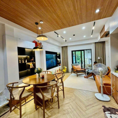 Bán Biệt Thự Tây Hồ, 6 Tầng Thang Máy, Nội Thất VIP, 11.8 tỷ