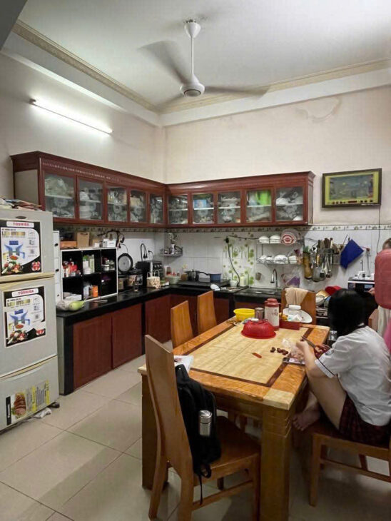 Gíá chỉ 5.6 TỶ TL! 59M², 2Tầng, HẺM XE HƠI-Thống Nhất Gò Vấp!