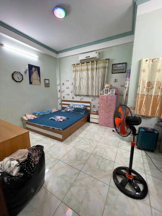 Gíá chỉ 5.6 TỶ TL! 59M², 2Tầng, HẺM XE HƠI-Thống Nhất Gò Vấp!