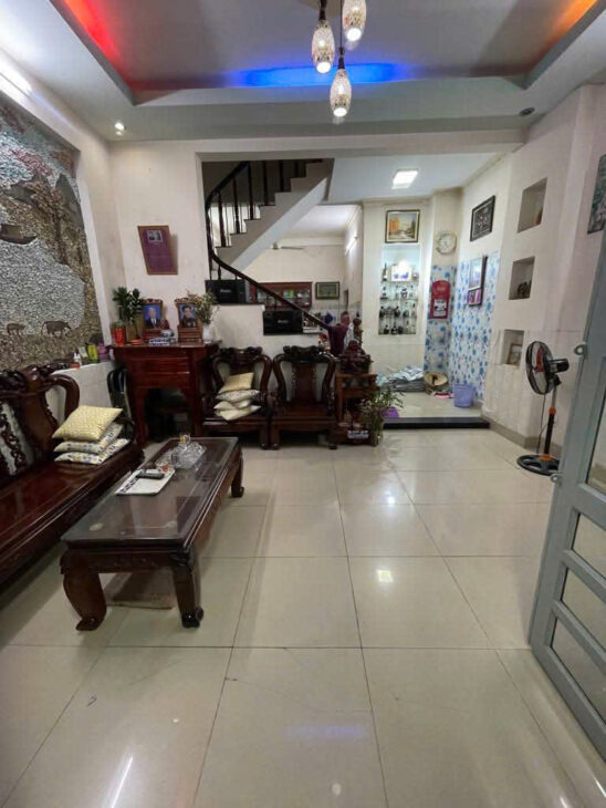 Gíá chỉ 5.6 TỶ TL! 59M², 2Tầng, HẺM XE HƠI-Thống Nhất Gò Vấp!