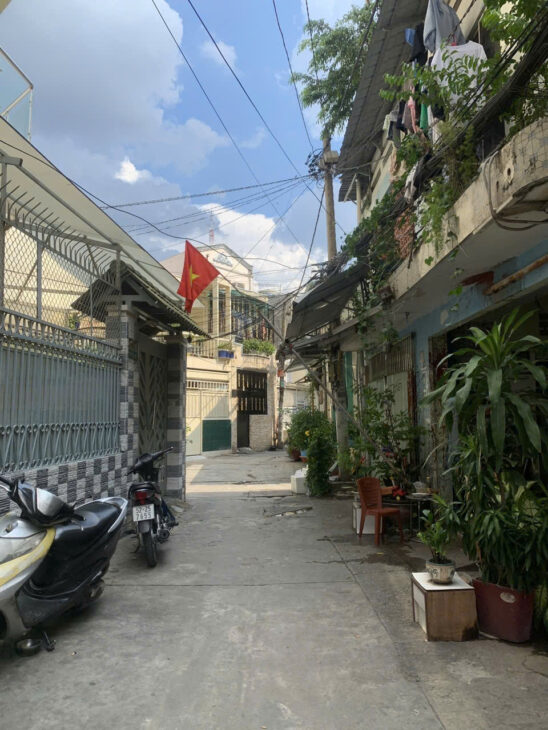 Bán nhà quận 10, đường Cách Mạng Tháng 8, 42m2, cấp 4, hẻm 4m, 6 tỷ