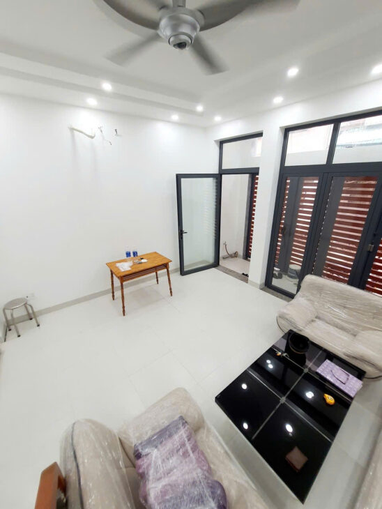 Bán nhà quận 10, đường Hòa Hảo, 64m2, hẻm xe hơi, 4 tầng, 15.9 tỷ