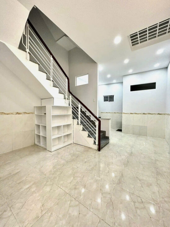 Bán nhà quận 10, đường Tô Hiến Thành, 50m2, hẻm 4m, 4 tầng, 11.5 tỷ