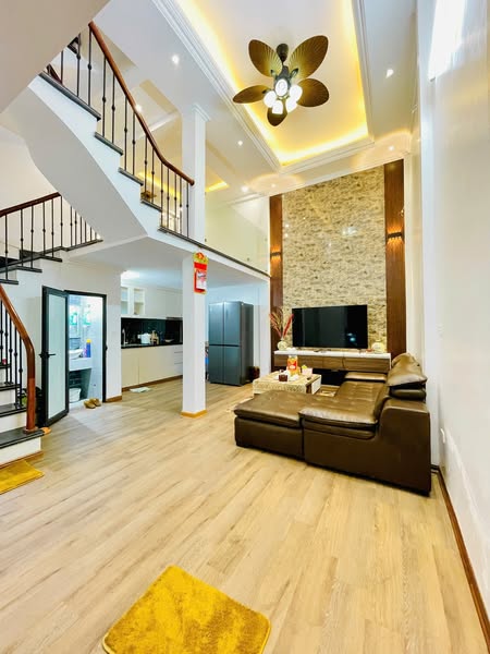 BÁN NHÀ BẠCH MAI HAI BÀ TRƯNG 3 THOÁNG GẦN PHỐ TRUNG TÂM TIỆN ÍCH NGẬPTRÀN NHÀ ĐẸP 8 TỶ