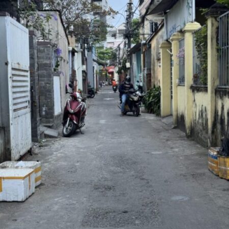 ???? Bán nhà 110m2, gần biển Mỹ Khê, ô tô đỗ chỉ 3 tỷ 700