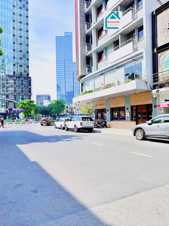 Cho Thuê Nhà: 98-100 Mạc Thị Bưởi, Phường Bến Nghé, Quận 1, TPHCM.