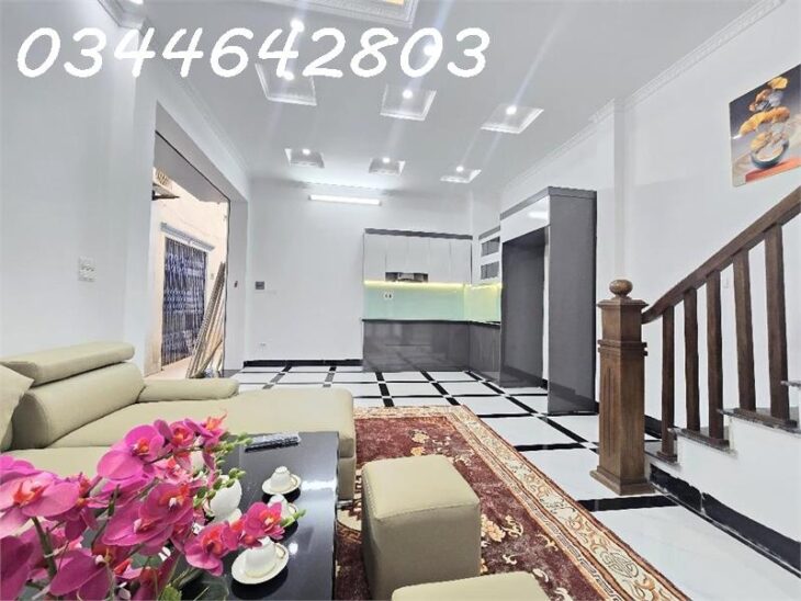 Bán nhà ngõ 686 KIM GIANG – THANH TRÌ,5 tầng(sổ đỏ chính chủ)2 nhà ra ngõ ô tô tránh