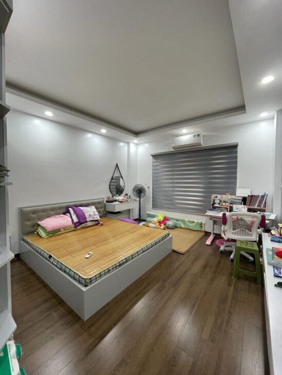 BÁN NHÀ HOÀNG ĐẠO THÀNH THANH XUÂN 6 TẦNG THANG MÁY PHÂN LÔ KINH DOANH Ô TÔ TRÁNH 13,5 TỶ