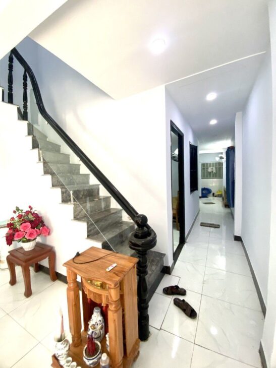 NHÀ 2 TẦNG ĐÚC MẶT TIỀN PHẠM THỊ GIÂY VÀI BƯỚC CHÂN – HẺM XE TẢI QUAY ĐẦU – GIÁP QUẬN 12 – GIÁ