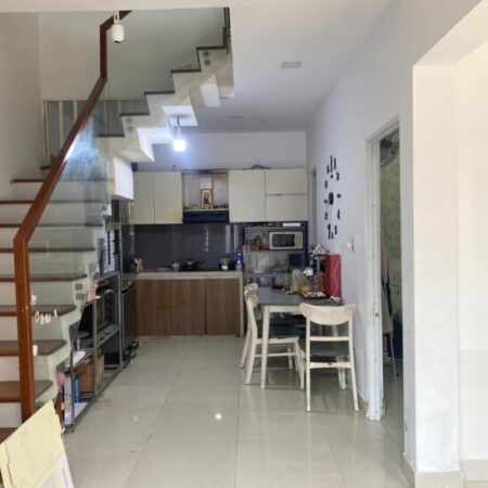 ????Bán nhà mặt tiền Mai Lão Bạng, 2 tầng, 3 phòng ngủ chỉ hơn 4 tỷ.
