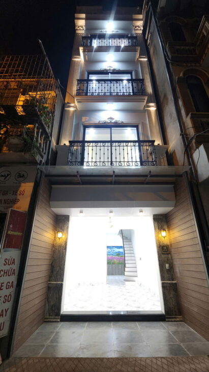 BÁN NHÀ MẶT PHỐ GIÁP BÁT HOÀNG MAI Ô TÔ VÀO NHÀ KINH DOANH ĐỈNH THANG MÁY NHÀ ĐẸP 16 TỶ