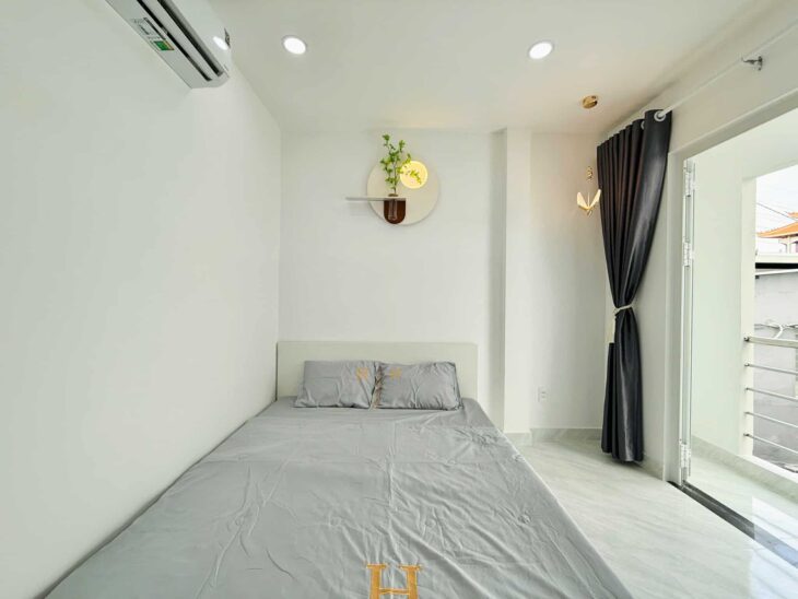 Bán Nhà Nơ Trang Long 40m2, 3 P. Ngủ, Sân Thượng Đẹp Hơn 4 Tỉ