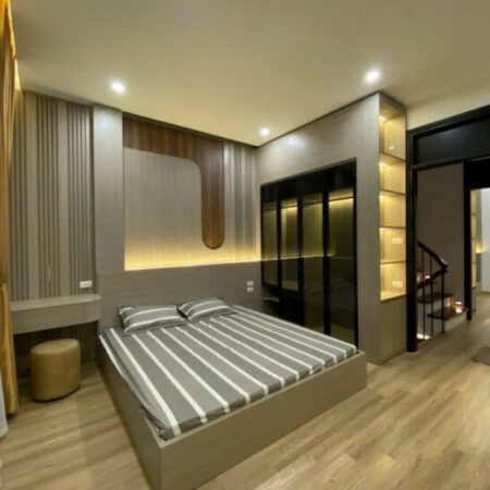 Bán Nhà Quan Hoa, Cầu Giấy – 45m² x 9.8 Tỷ, Full Nội Thất Cao Cấp, Ngõ Ô Tô Tránh