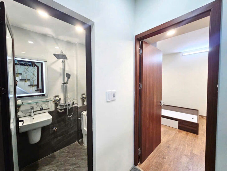 Bán Nhà 6 Tầng Mới, Thang Máy, Khu Tăng Thiết Giáp – Hiếm Có, 7.3 Tỷ