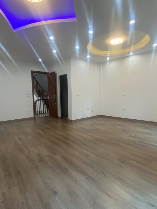 BÁN NHÀ TRUNG TÂM HAI BÀ TRƯNG NGÕ THÔNG KINH DOANH THANG MÁY Ô TÔ VÀO NHÀ 48M 12 TỶ