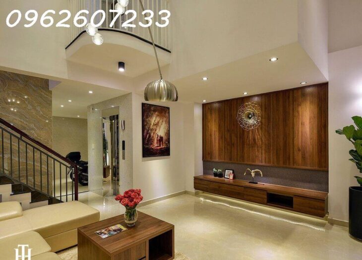 NHÀ MẶT NGÕ KINH DOANH .55M. 4 TẦNG MĂT T.4M -Ô TÔ ĐỖ CƯA .NGAY TT CẦU GIÂY . NỞ HẬU .SÔ ĐỎ SẴN