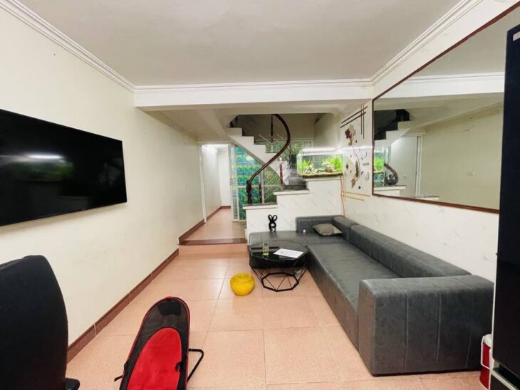 Bán Nhà Trần Bình, Mai Dịch, Cầu Giấy – 40m², 5 Tầng, tặng full nội thất, Giá 7 Tỷ