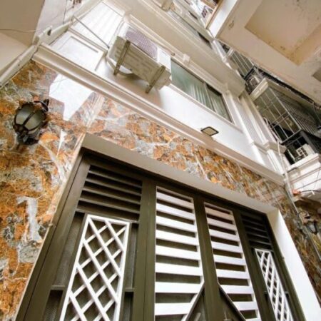 NHÀ DV 6 TẦNG 14 PHÒNG KHÉP KÍN, 54M2, PHỐ TRẦN KHÁT CHÂN -10 TỶ SỔ ĐỎ CHÍNH CHỦ – VỊ TRÍ VÀNG –