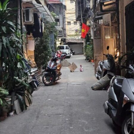 BÁN NHÀ 2 TỶ+, 50M2, TRẦN ĐẠI NGĨA – BÁCH KHOA, HÀ NỘI – VỊ TRÍ VÀNG, SỔ ĐỎ CHÍNH CHỦ BÁN NHÀ 2 TỶ+, 50M2, TRẦN ĐẠI NGĨA – BÁCH KHOA, HÀ NỘI – VỊ TRÍ VÀNG, SỔ ĐỎ CHÍNH CHỦ