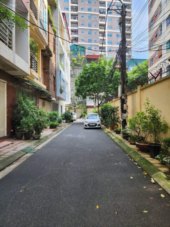 BÁN NHÀ PHÂN LÔ ĐƯỜNG BƯỞI – MT 8M – 72m2 – 5T – OTO TRÁNH – VỈA HÈ – KD -GIÁ CHỈ 23.4 TỶ