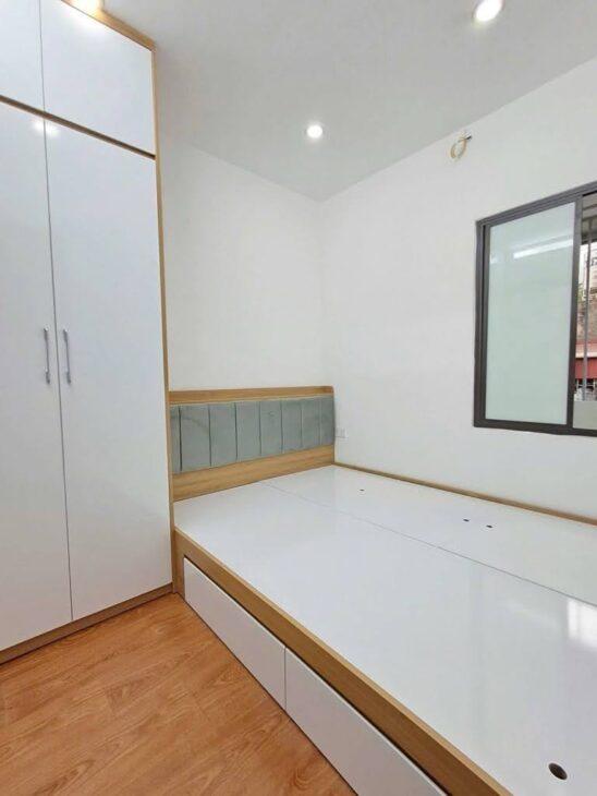 BÁN NHÀ TẬP THỂ 50M2, THÁI THỊNH, ĐỐNG ĐA, HÀ NỘI – GIÁ CỰC RẺ, SỔ ĐỎ CHÍNH CHỦ