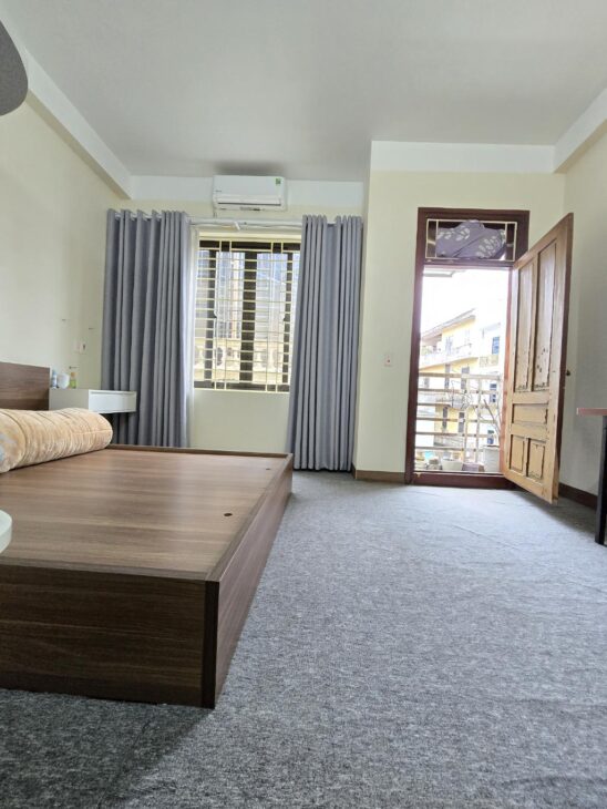 NHÀ ĐẸP DÂN XÂY VIỆT HƯNG – NGÔ GIA TỰ – HOA LÂM – LONG BIÊN GẦN 35M X 5 TẦNG KIÊN CỐ, ĐẦY ĐỦ CÔNG