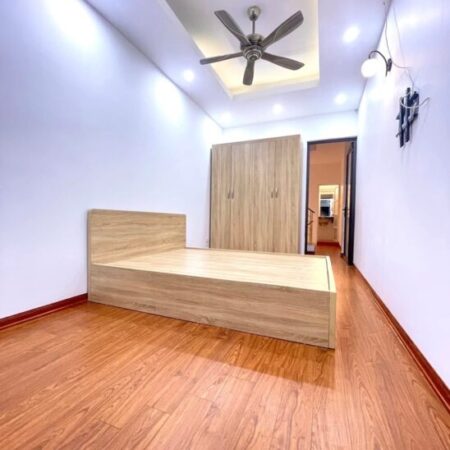 VÀI BƯỚC RA ĐẾN PHỐ – 4 TẦNG ĐẸP LUNG LINH NHÀ KCBT CHẮC CHẮN – HÀNG HIẾM ĐỐNG ĐA DT 32m2 x 6.3 Tỷ