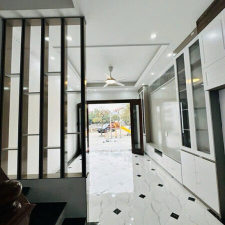 Bán nhà mới tinh Xuân Đỉnh – Phân lô, ô tô tránh, thông tứ tung – 39m² x 5 tầng – Giá 7.65 tỷ