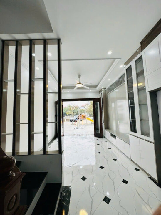 Bán nhà mới tinh Xuân Đỉnh – Phân lô, ô tô tránh, thông tứ tung – 39m² x 5 tầng – Giá 7.65 tỷ