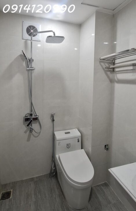 Bán nhà P. Vĩnh Hưng DT 30m2x5T MT 4,3m cách ôtô tránh 20m ngõ rộng thoáng, nhà xây mới. Giá: 5.5tỷ