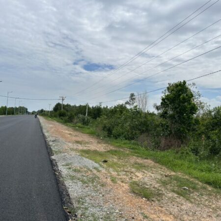 Bán hơn 1 Hecta mặt tiền Hùng Vương, Thị xã LaGi giá mềm 3.6tr/m2 View Biển