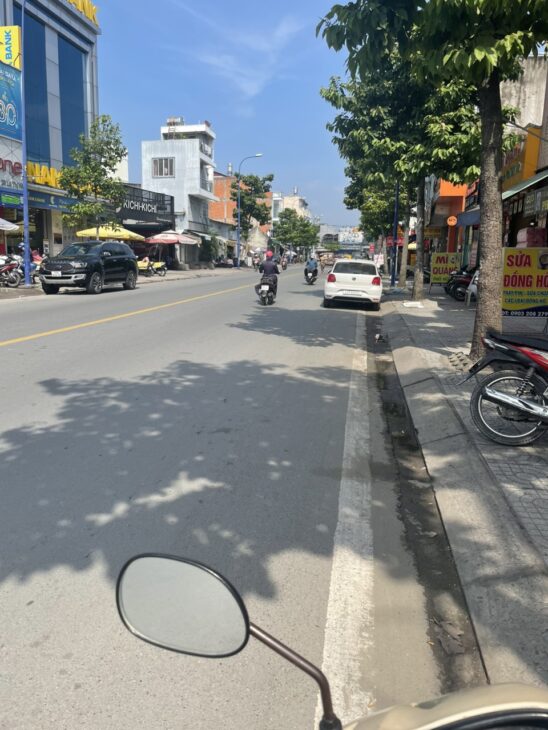 Bán nhà mặt tiền 35x79m giá 115 tỷ ĐƯờng Lê Thị Hà