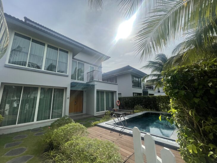 Bán biệt thự đơn lập Phú Quốc full nội thất 3PN , 308m², 15 tỷ nằm trục đường tỷ đô Bãi Trường