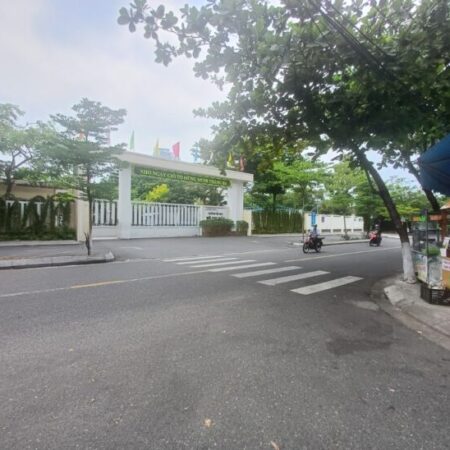 LÔ GÓC 3 MẶT THOÁNG – NHÀ 2 TẦNG ĐẤT 80M2 – TT HẢI CHÂU – ĐƯỜNG 7.5M GIÁ 7.5TY