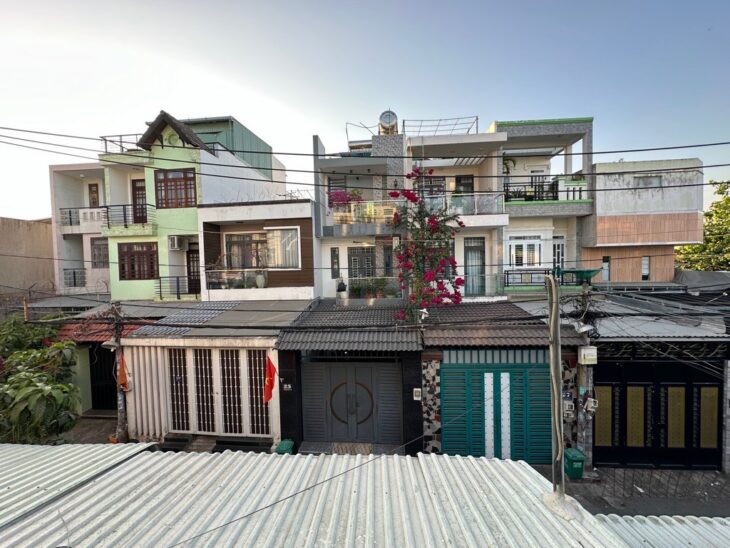 ???? Căn nhà này nằm ở vị trí cực kỳ đắc địa tại Thành phố Thủ Đức, Quận 9, Phường Phước Long A, ngay