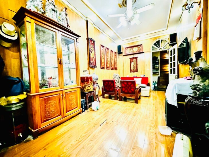 bán nhà Đống Đa 85m Khâm Thiên, sát phố, nhà đẹp