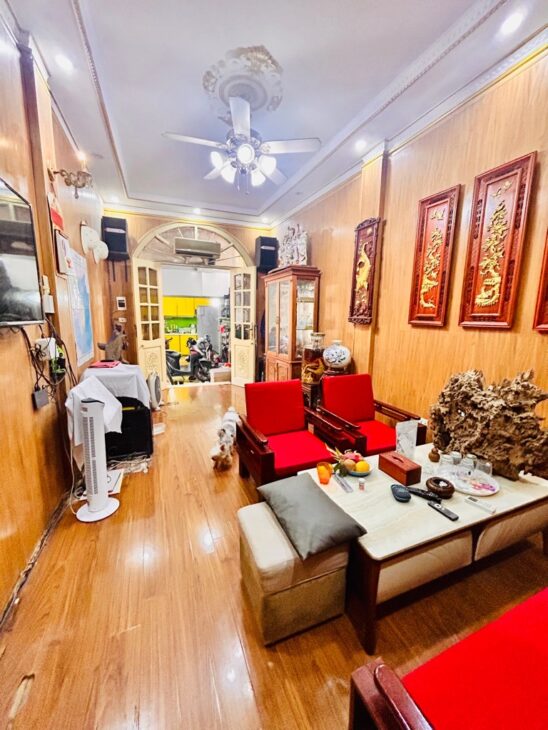 bán nhà Đống Đa 85m Khâm Thiên, sát phố, nhà đẹp