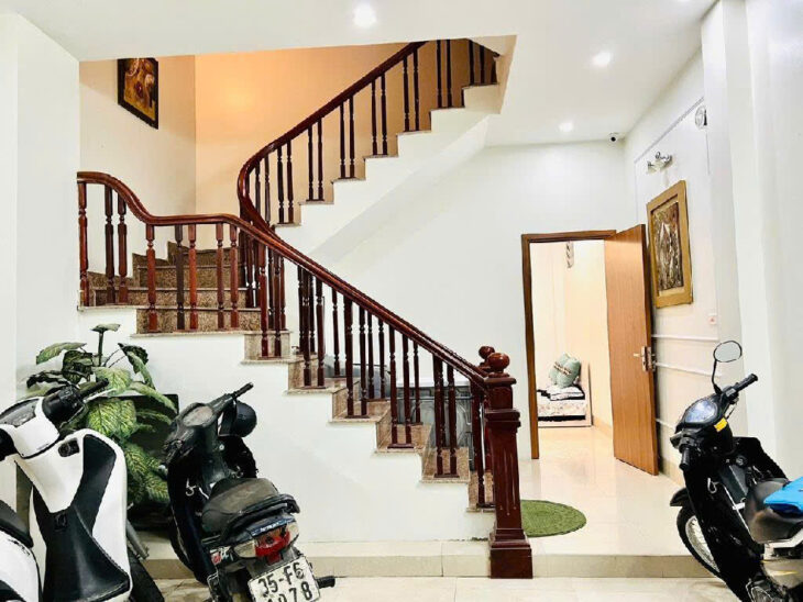 bán nhà Đống Đa 54m thái Hà, dòng tiền, gần ô tô, sổ vuông