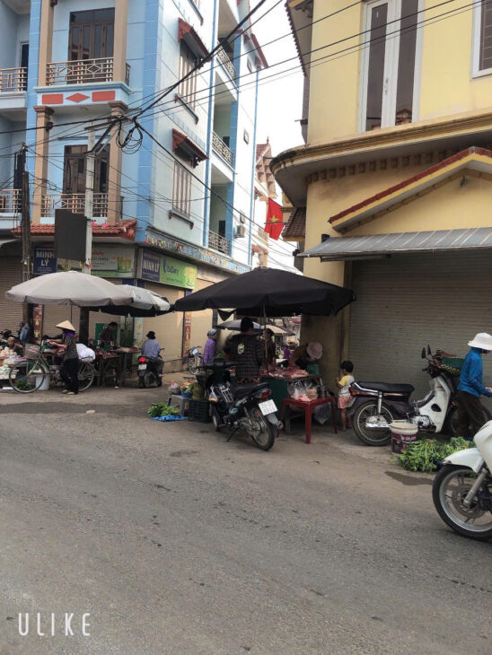 Rẻ nhất Chương Mỹ ngay chợ chiều Hữu Văn tiện ích đấy đủ giá chỉ quanh 1 tỉ.