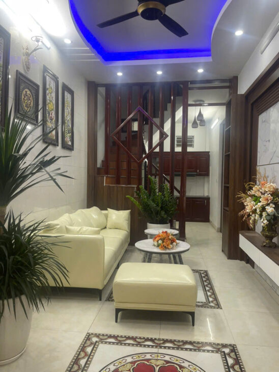 Bán Nhà 5 Tầng Phố Nam Dư – Giá Chỉ Hơn 5 Tỷ. Sổ đỏ chính chủ trao tay.