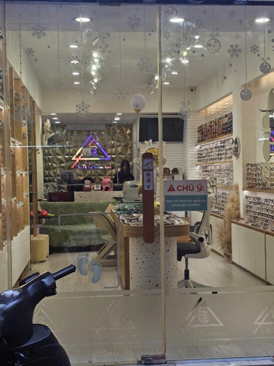 bán nhà Thanh Xuân 61m Khương trung 7 tầng mặt phố, kinh doanh ngày đêm