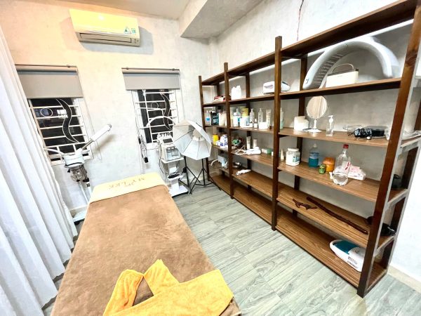 Quận Tân Bình, Sang Rẻ 98 tr, Spa Decor Bao Đẹp – Mới Gân Khu Vip Sân Bay, Tel : 0765077088 (