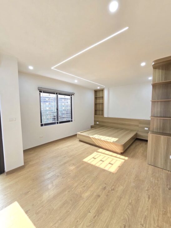 SIÊU PHẨM THÁI HÀ-NHÀ MỚI-6 TẦNG THANG MÁY ĐẸP NHƯ KHÁCH SẠN 5*