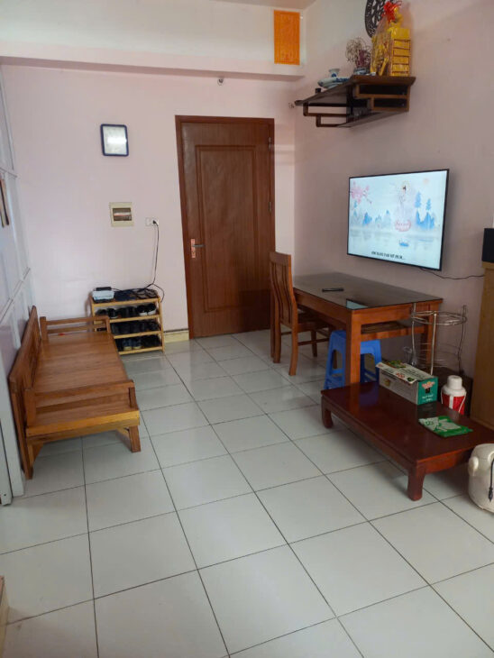 Bán căn hộ 47m -2pn ,1vs sổ đỏ chính chủ , tiện ích và gần chợ