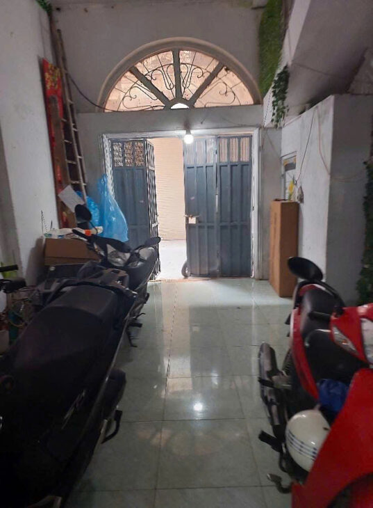 GIÁ ĐẦU TƯ-NGÕ Ô TÔ, Phố Hoàng Ngân 87m/MT 5m 17 tỷ, gần phố, ngõ thông, K.Doanh